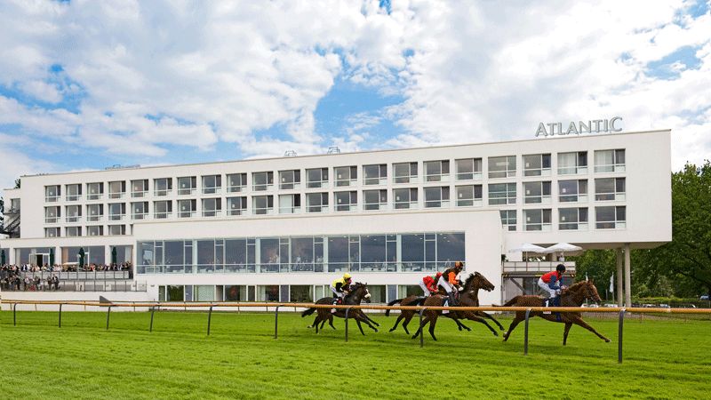 Foto Hotel Atlantic Galopprenbahn Utsida Hotel Atlantic Galopprenbahn Bremen